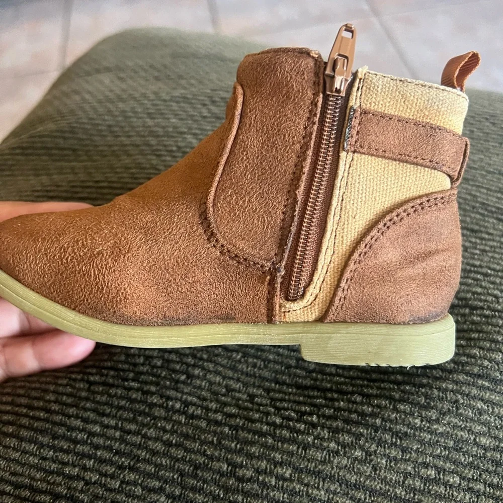 Boot size 7 baby !Replacement! Amp... right foot
